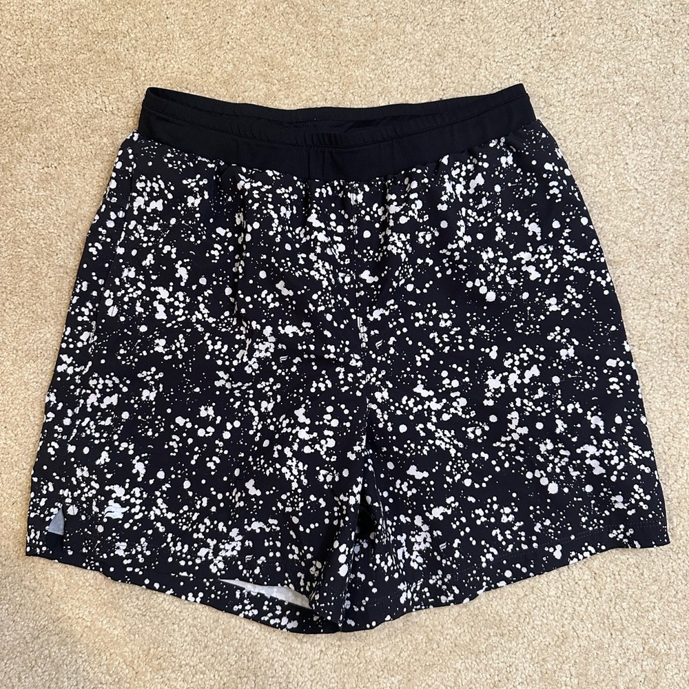 Fabletics Black and White Athletic Shorts with Dynamic Pattern